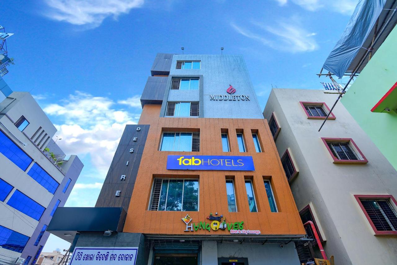 Fabhotel Middleton Desire - Nr Niladri Vihar Square Hotel